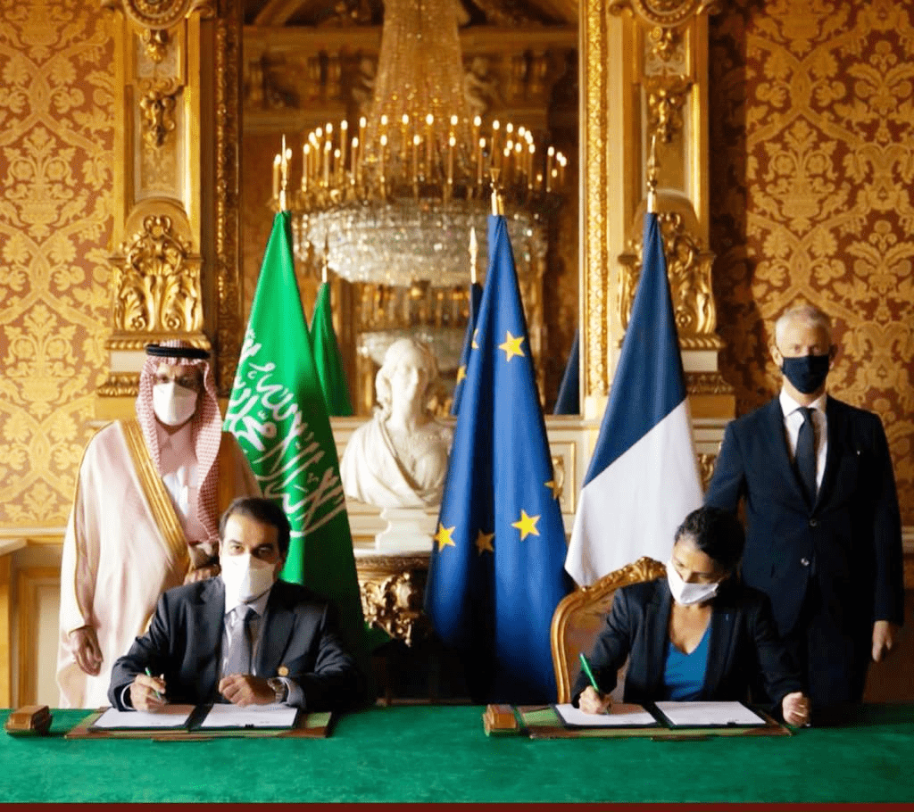France and Saudi Arabia sign an agreement, with the help of the two countries’ national agencies, to promote investment