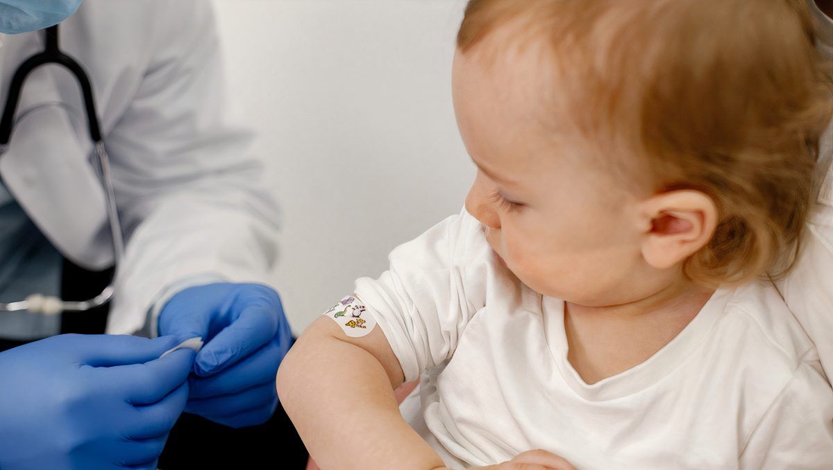 Première mondiale : Sanofi et AstraZeneca développent un vaccin contre la bronchiolite